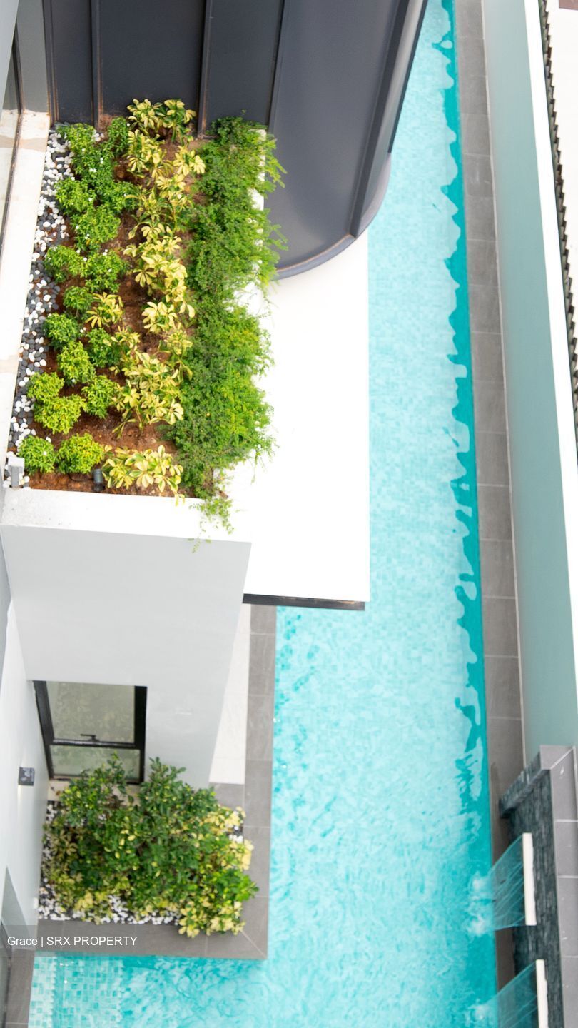 Serangoon Garden Estate (D19), Semi-Detached #568886311